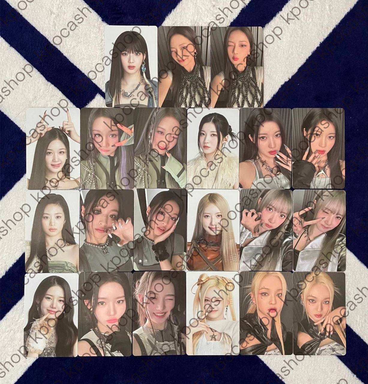 BABYMONSTER - Babymons7er YG Tag ver. (Official Photocards)