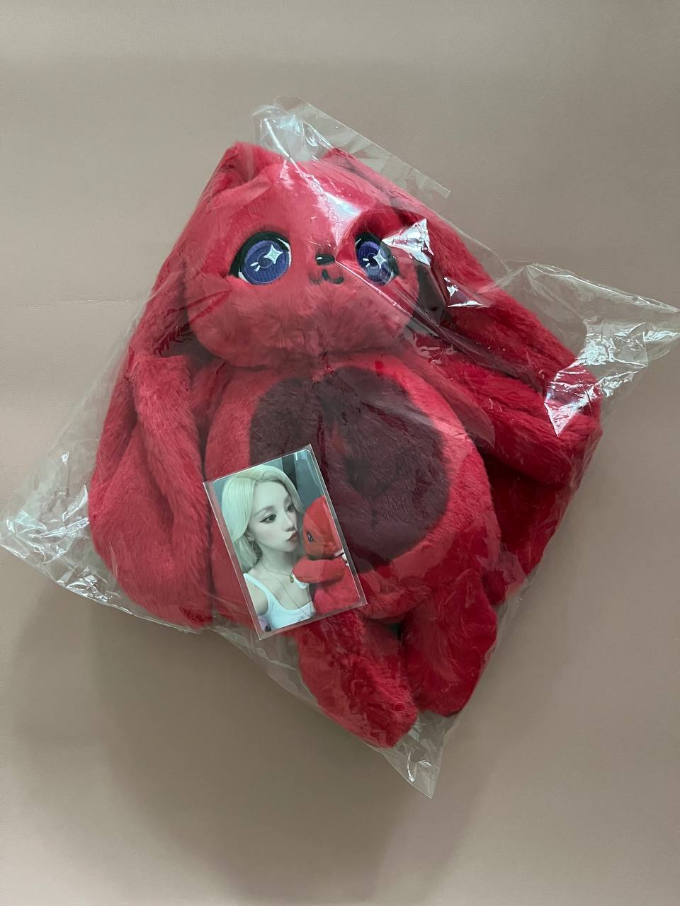 IDLE I-DLE Yuqi - Motivation Pop-Up Store Official MD (GIGI Tissue Case)