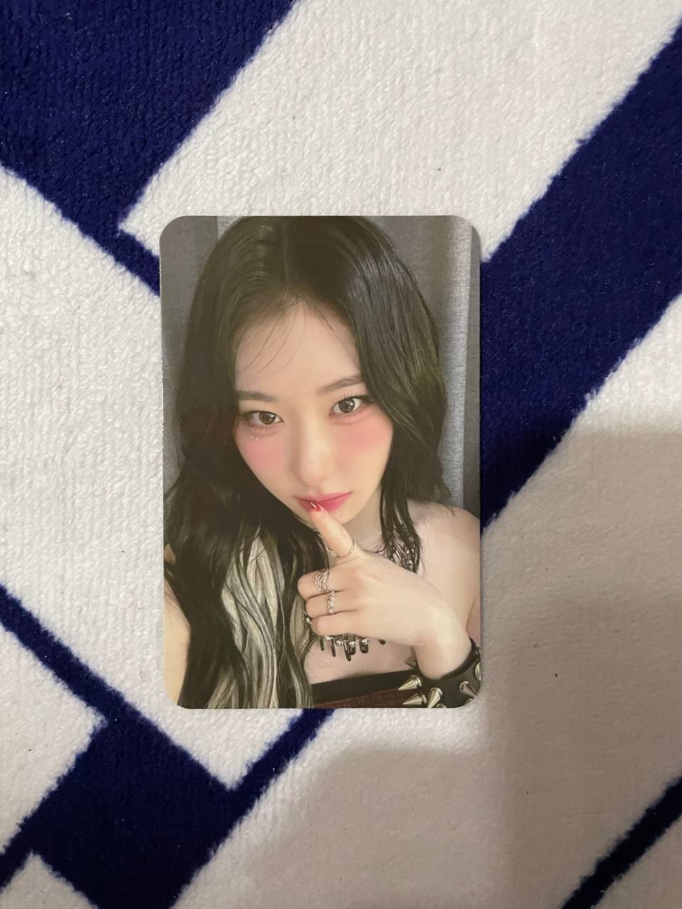 ITZY - Born to Be (JYPSHOP POB)