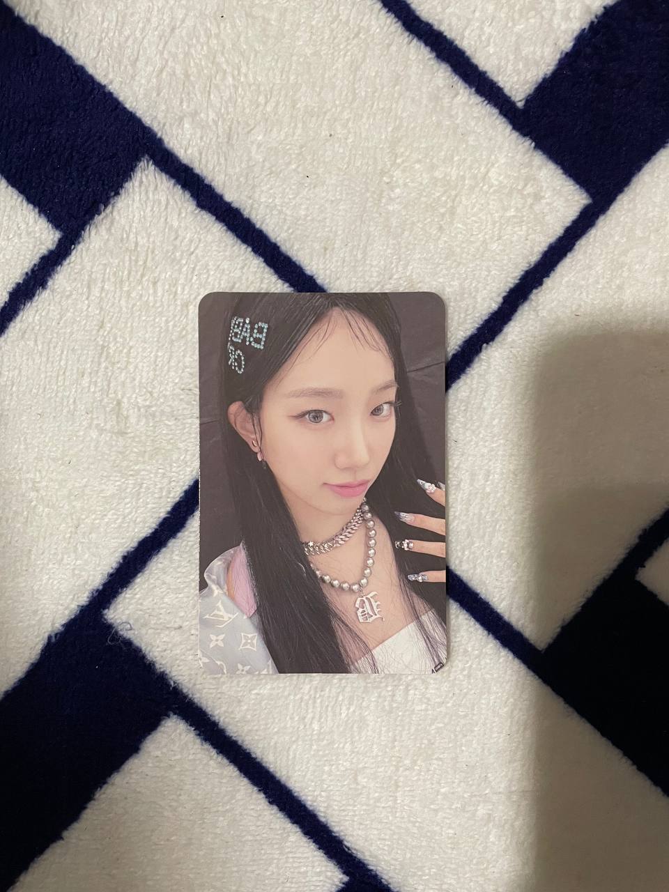 LE SSERAFIM - Easy Photobook Ver (Official Photocards)