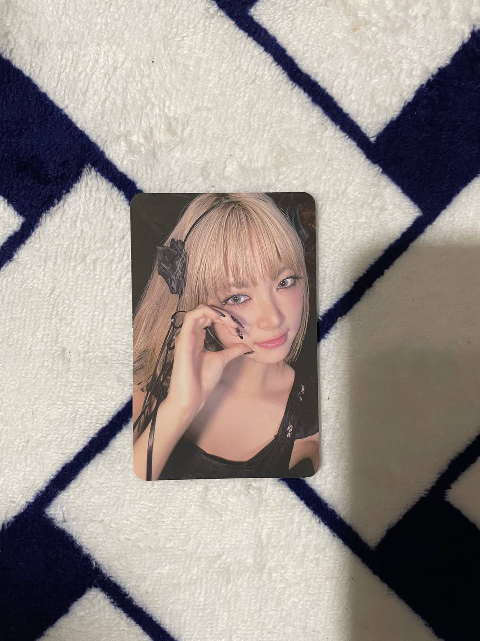 LE SSERAFIM - Easy Photobook Ver (Official Photocards)