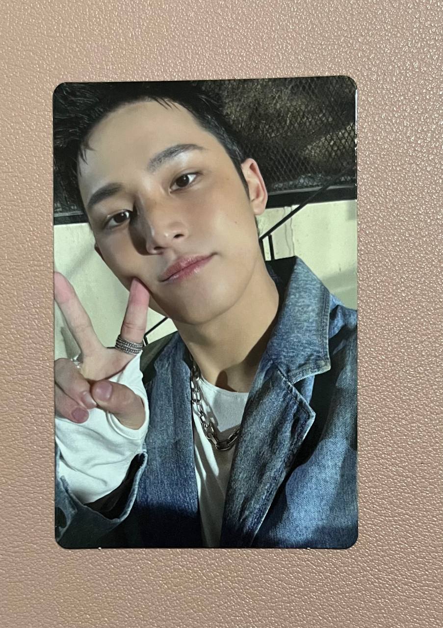 SEVENTEEN - Happy Burstday New Escape Ver (Official Photocard)