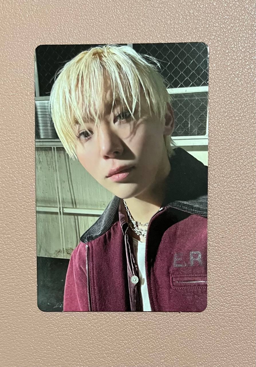 SEVENTEEN - Happy Burstday New Escape Ver (Official Photocard)