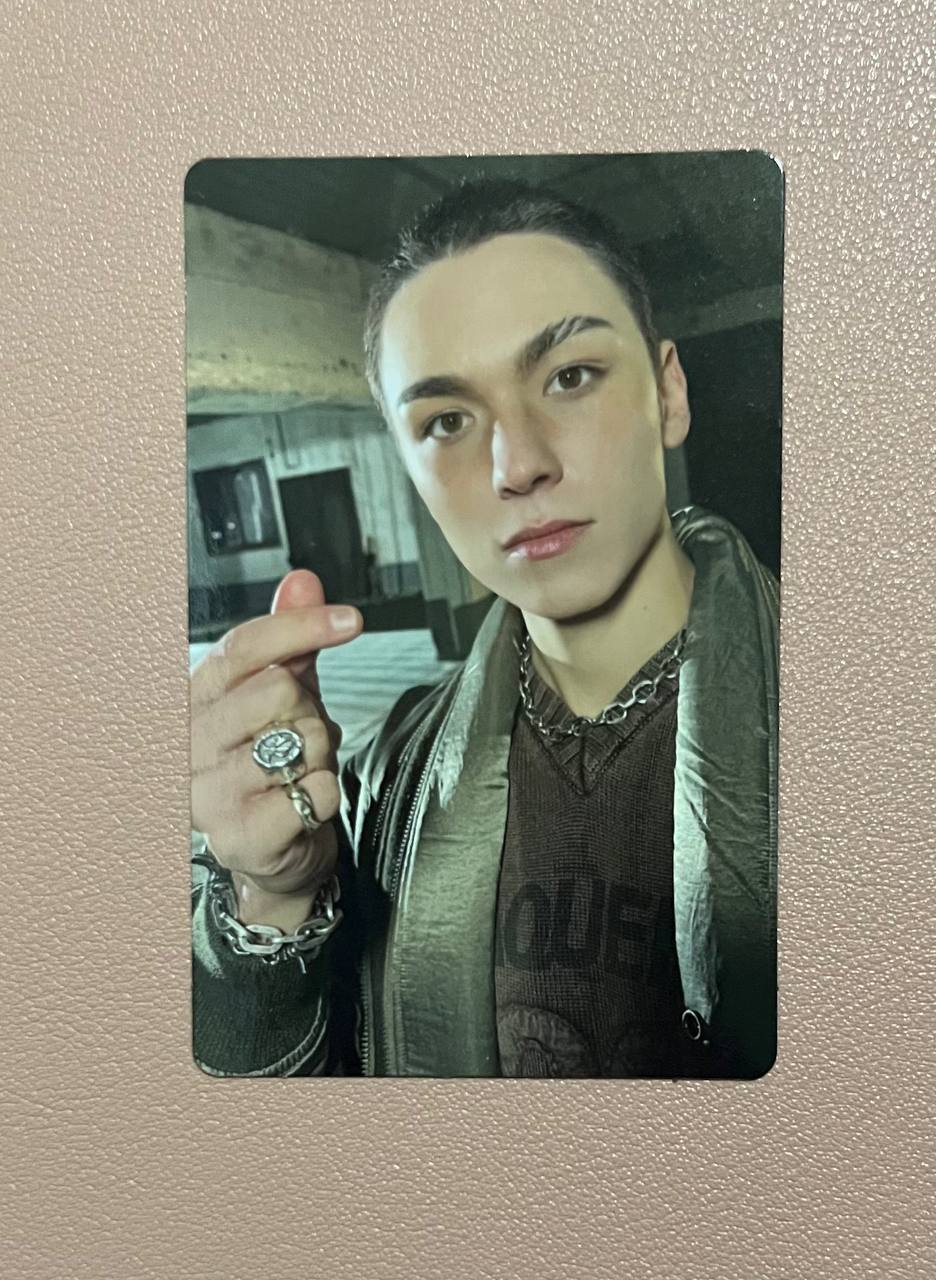 SEVENTEEN - Happy Burstday New Escape Ver (Official Photocard)