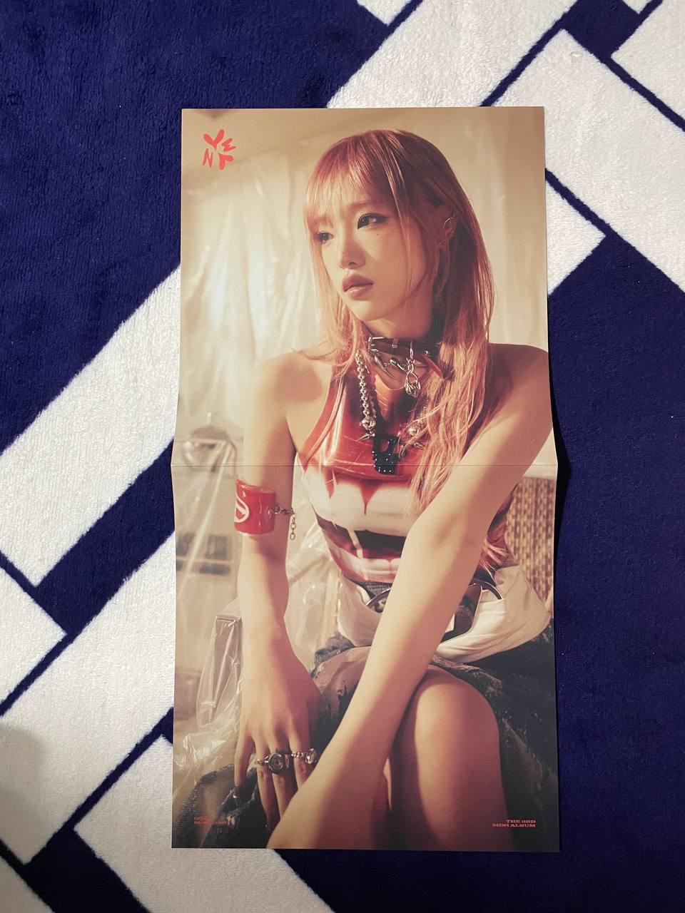 CHOI YENA - Good Morning (Official Circle Photo, Folded Poster)