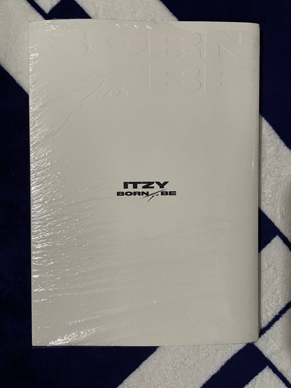 [UNSEALED ALBUM] ITZY - Born To Be (Limited ver.)