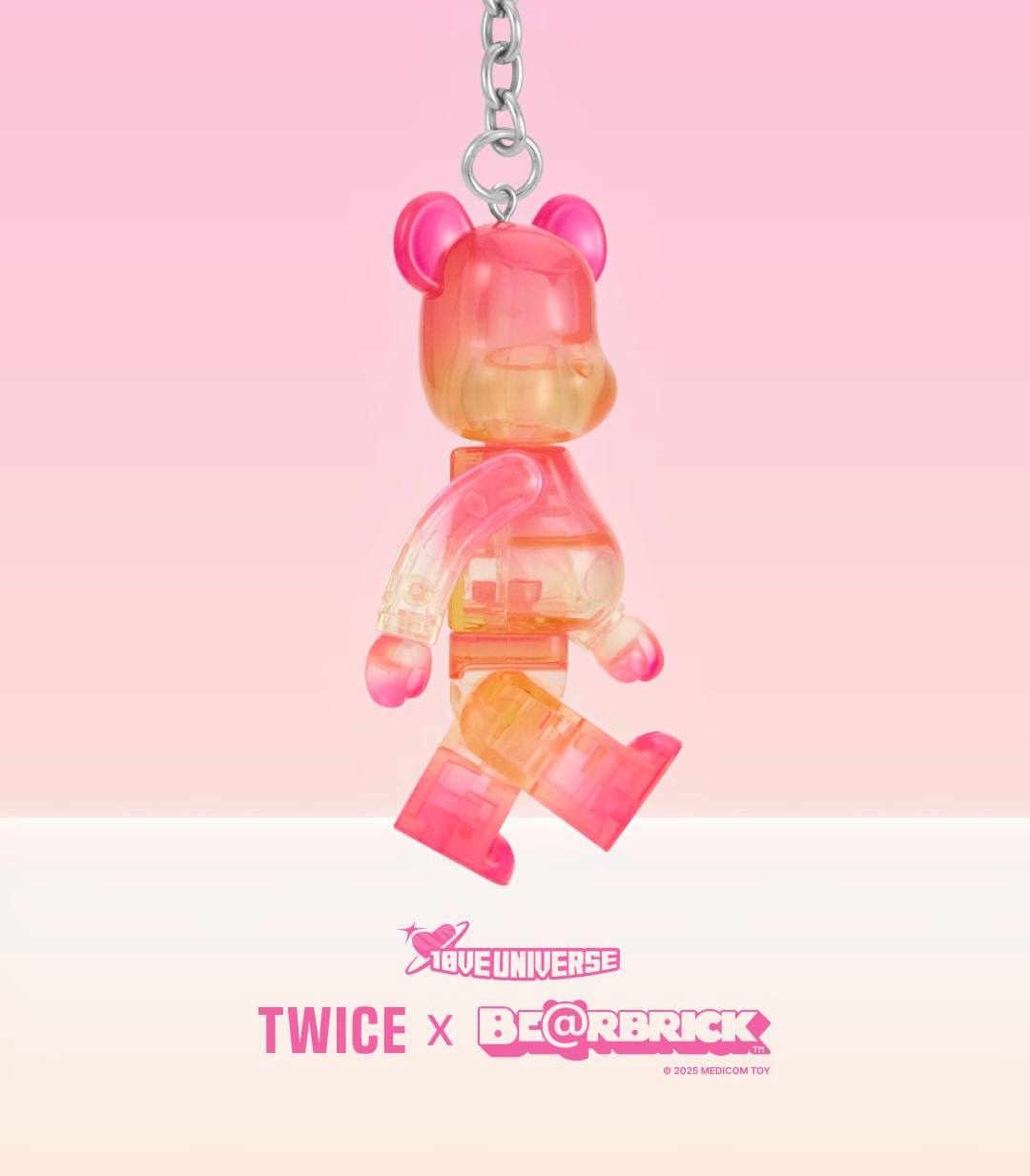 [PRE-ORDER] TWICE - 10TH ANNIVERSARY COLLABORATION TWICE x BE@RBRICK LIMITED EDITION 100%