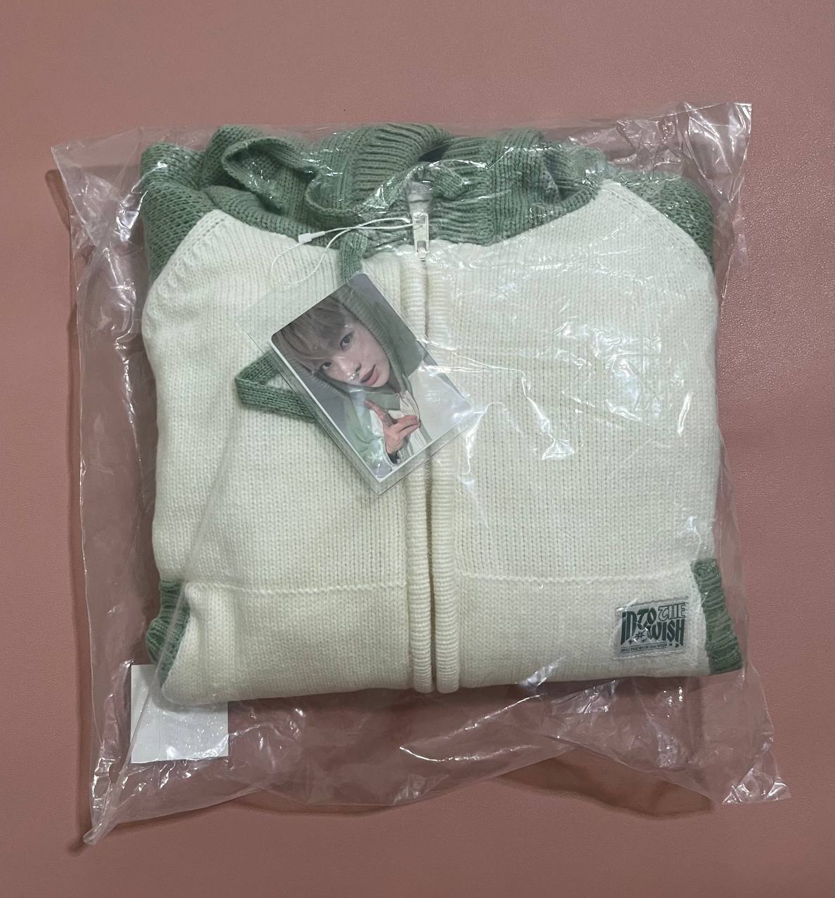 NCT WISH - 2025 1ST CONCERT TOUR [INTO THE WISH: Our WISH] OFFICIAL MD (KNIT ZIP-UP HOODIE SET CROP Ver., YUSHI)