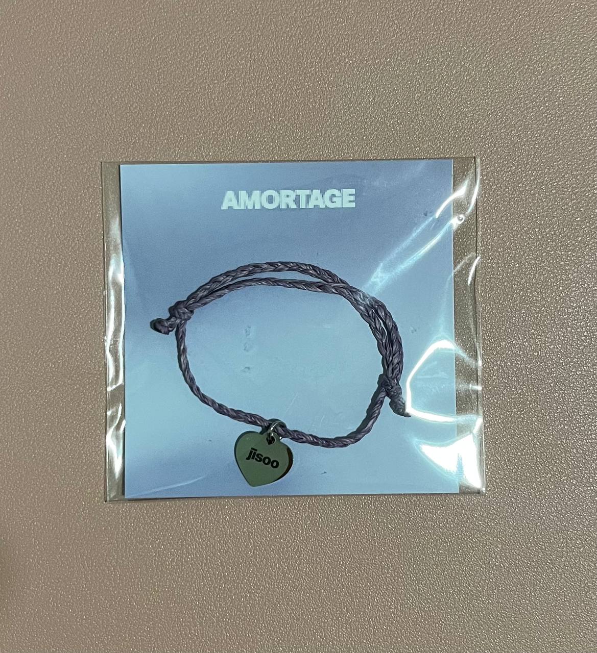 BLACKPINK JISOO - Amortage Pop Up Tokyo MD (Film Mount Keyring, Bracelet, Sticker Set)