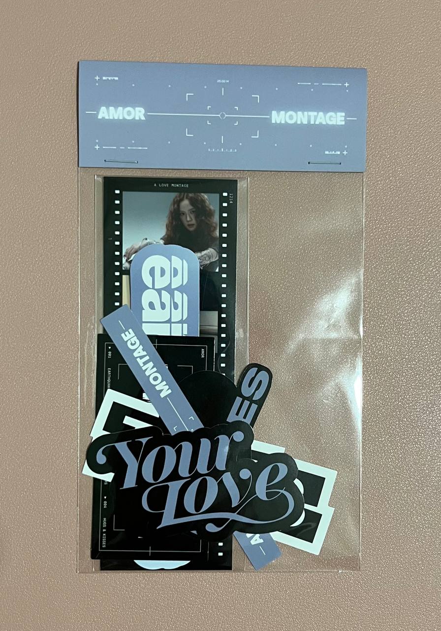 BLACKPINK JISOO - Amortage Pop Up Tokyo MD (Film Mount Keyring, Bracelet, Sticker Set)