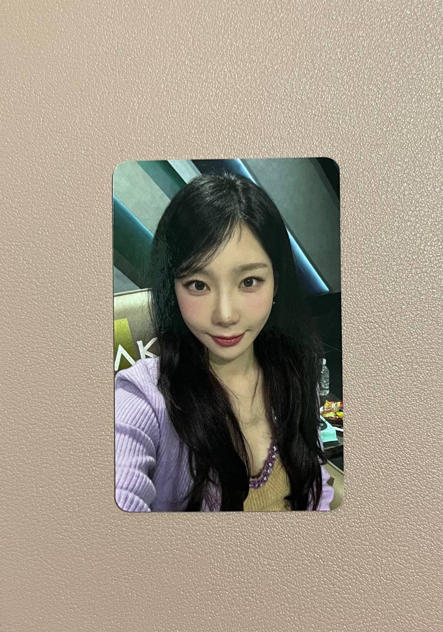 TAEYEON - Panorama : The Best of TAEYEON (Digipack Ver.) (APPLEMUSIC POB)