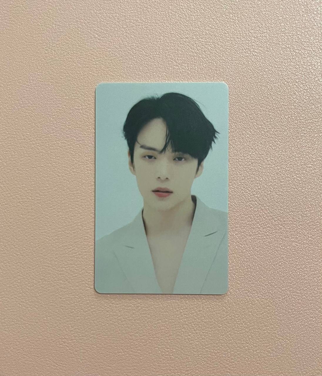 MONSTA X - One Of A Kind (Soundwave Lucky Draw)