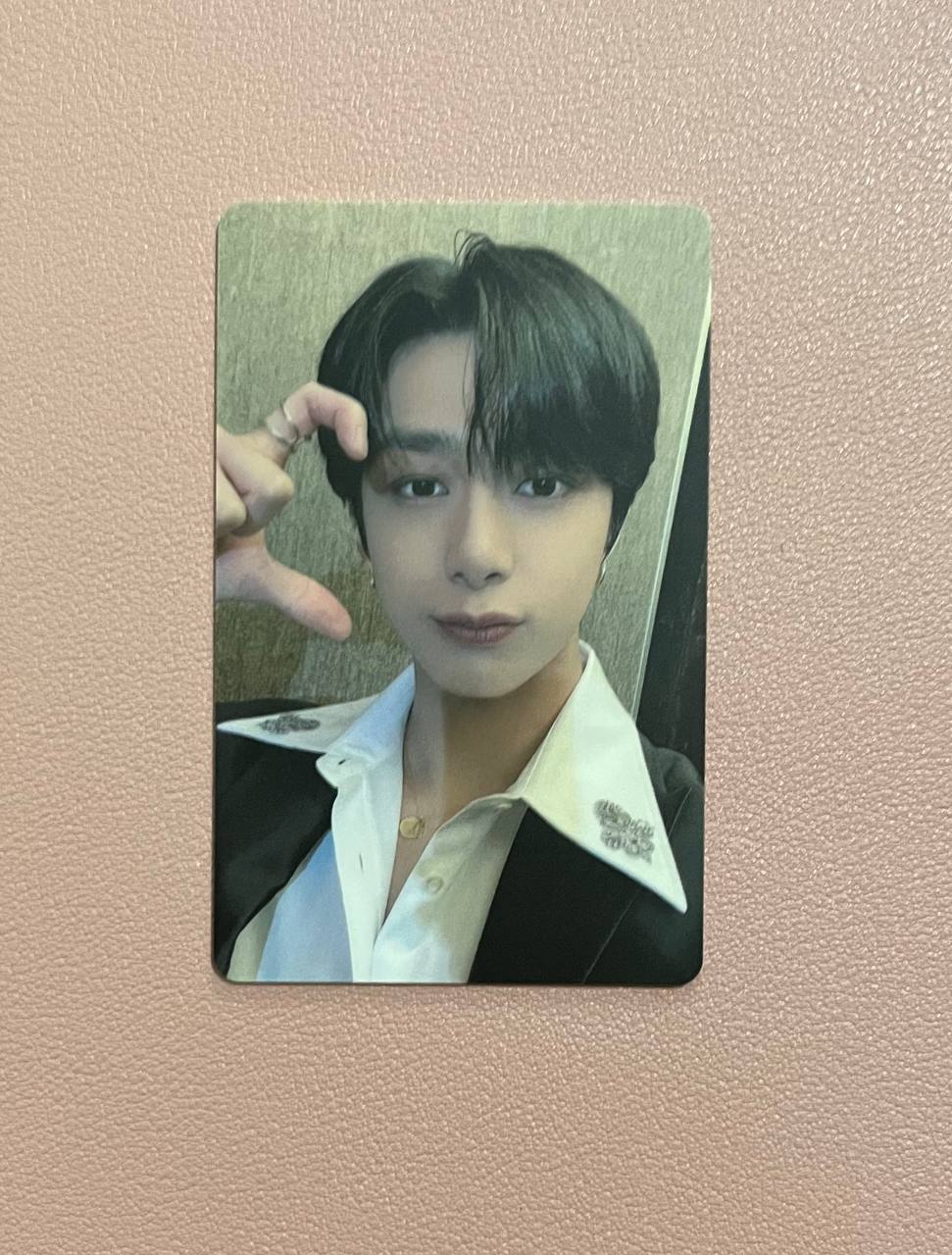 MONSTA X - One Of A Kind (Soundwave Lucky Draw)