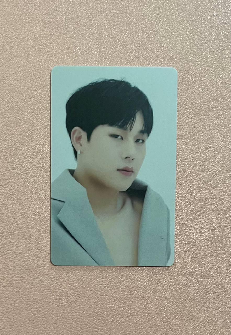 MONSTA X - One Of A Kind (Soundwave Lucky Draw)