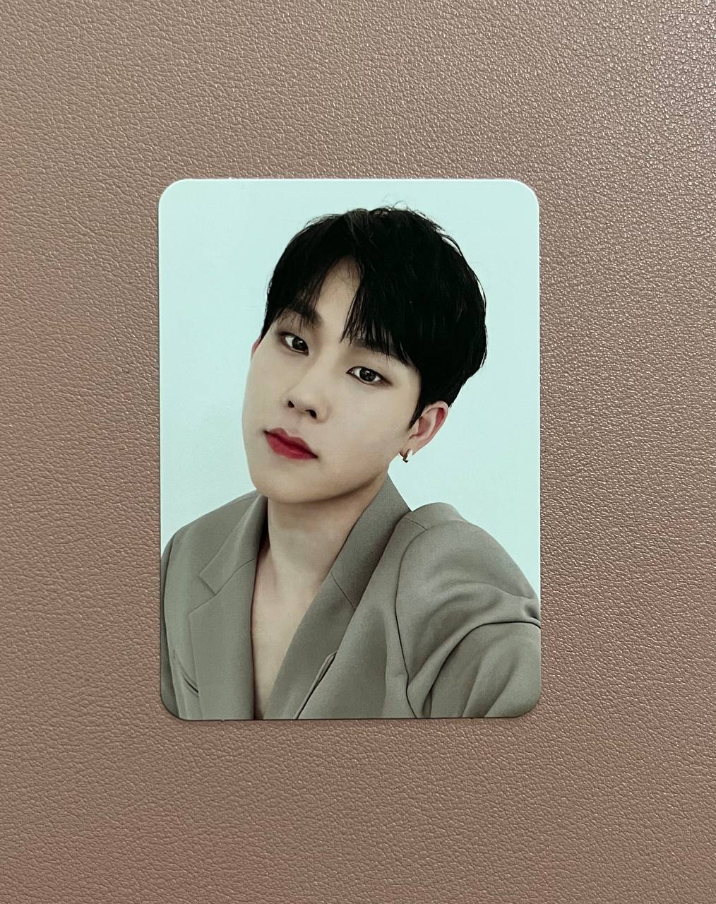 MONSTA X - One Of A Kind (Official Photocard)