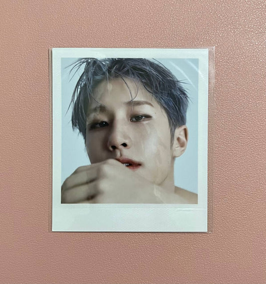 ASTRO - 8th Mini Album [Switch On] (Official Polaroid)