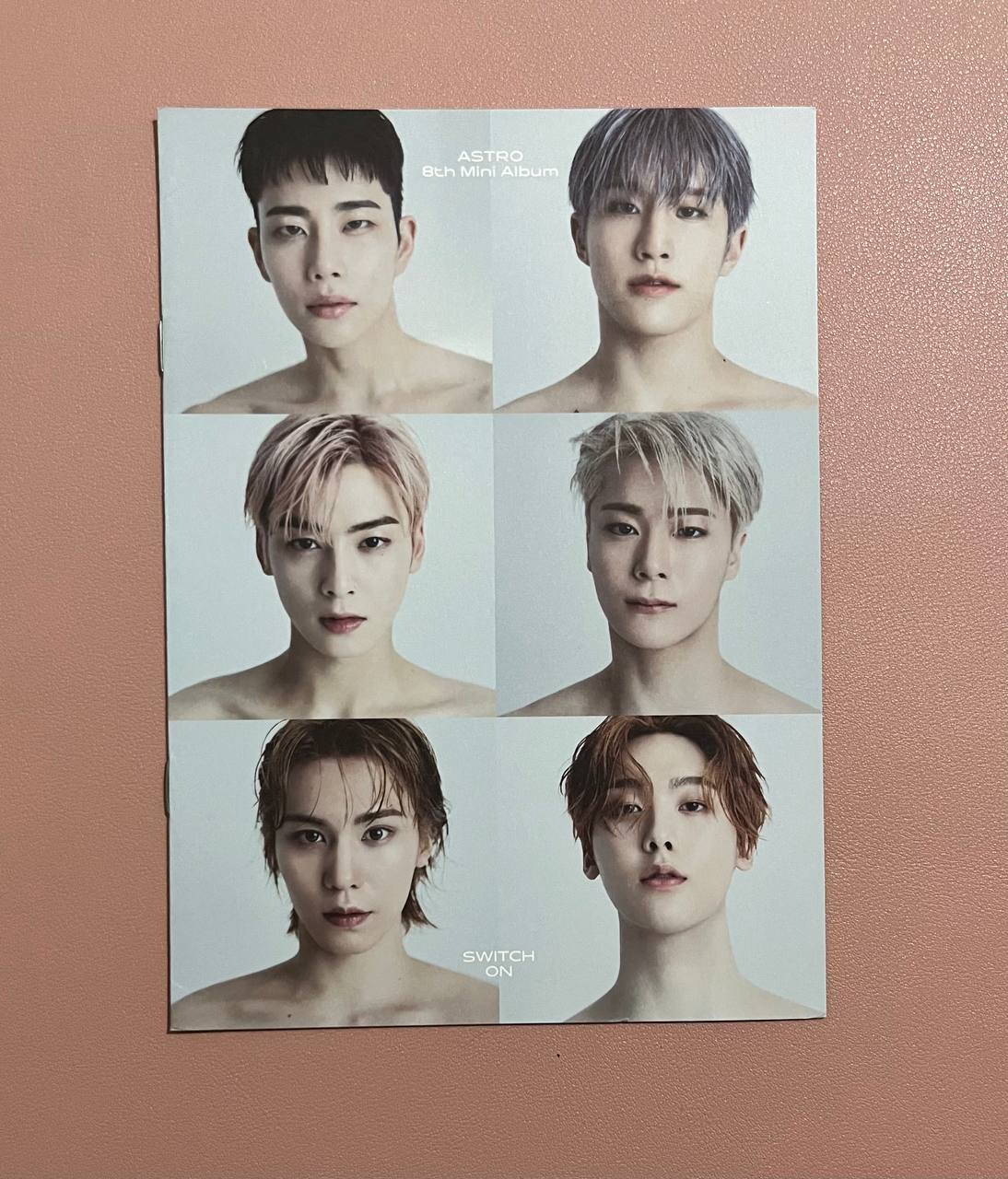 ASTRO - 8th Mini Album [Switch On] (Official Lyric Book)
