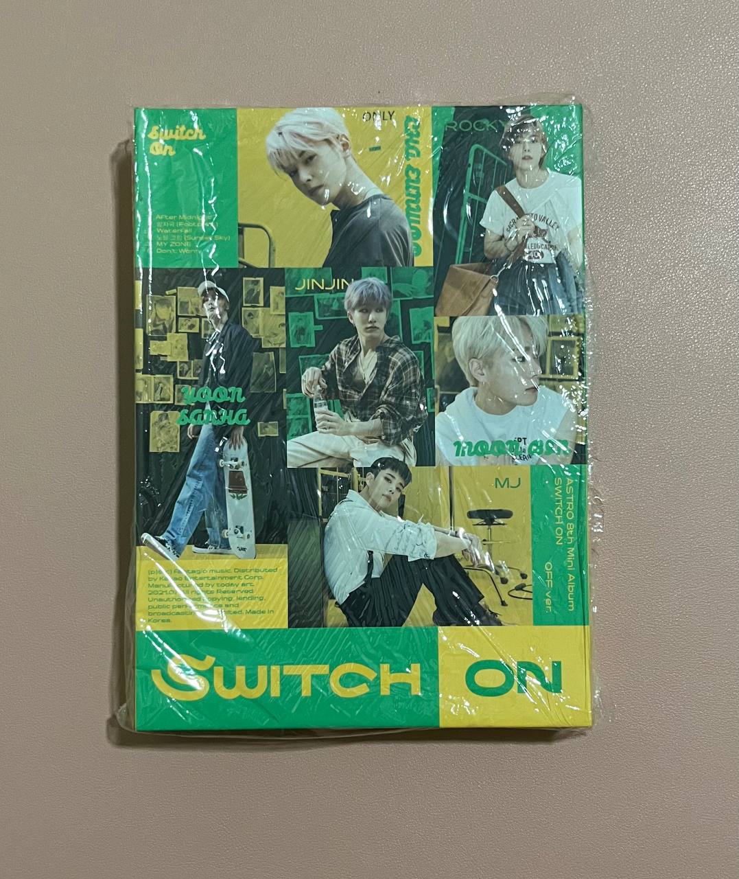 [UNSEALED ALBUM] ASTRO - 8th Mini Album [Switch On]