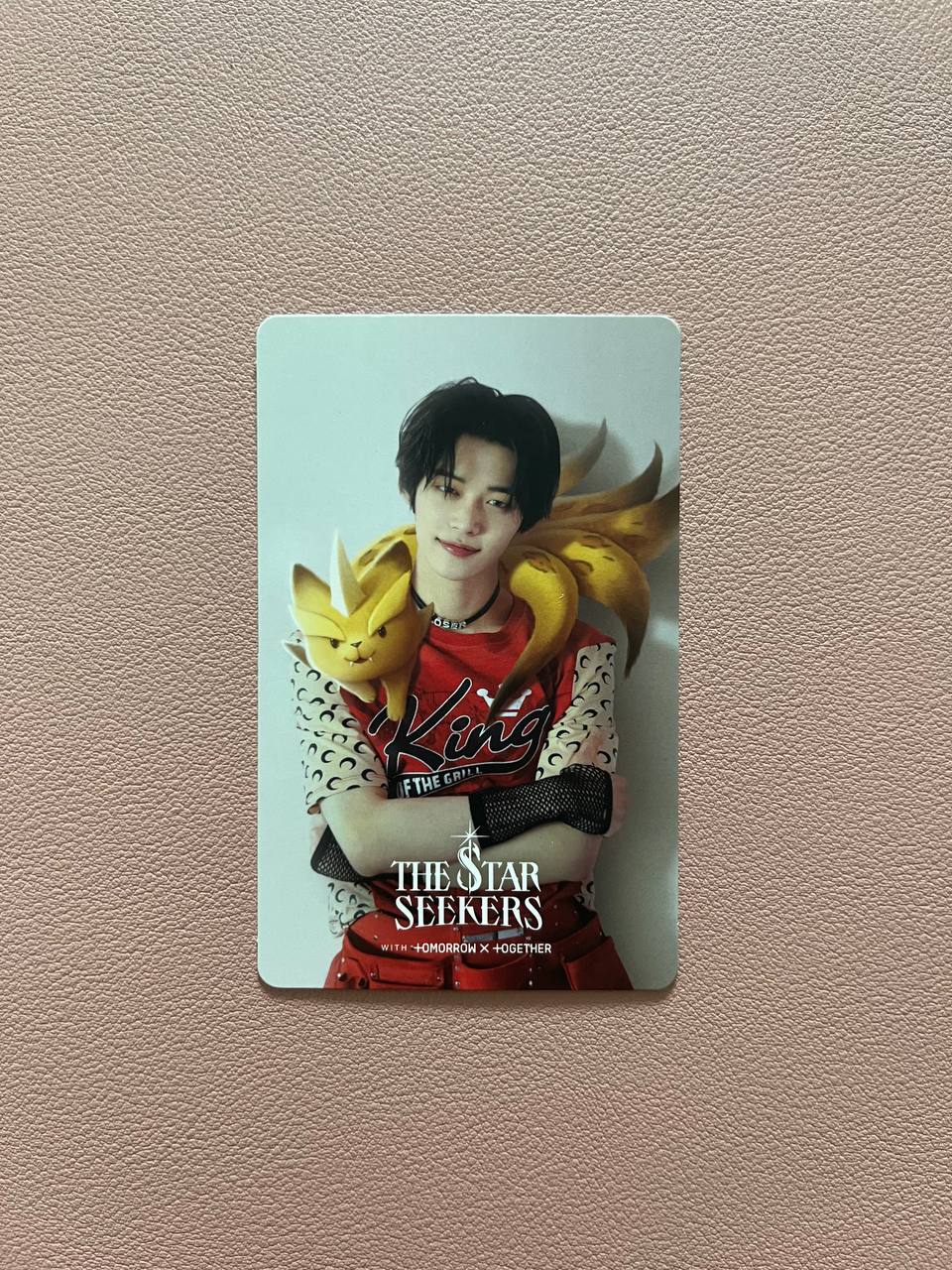 TOMORROW X TOGETHER TXT - [The Chaos Chapter : Fight Or Escape] (Official Photocard)